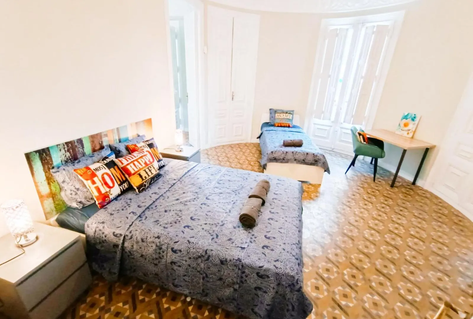 Hostel Oasis Rooms Barcelona - Roger Lluria